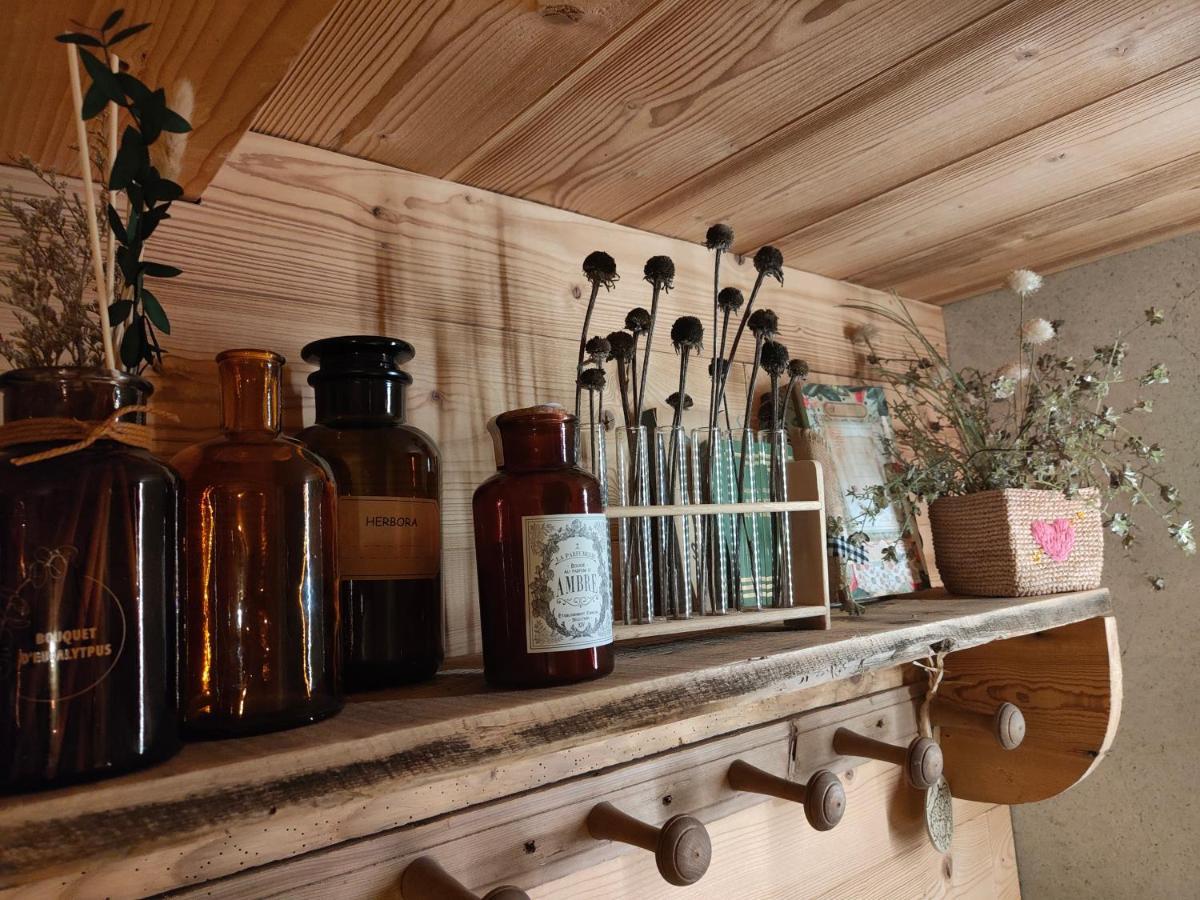 Chambre Trefle Entremont エクステリア 写真