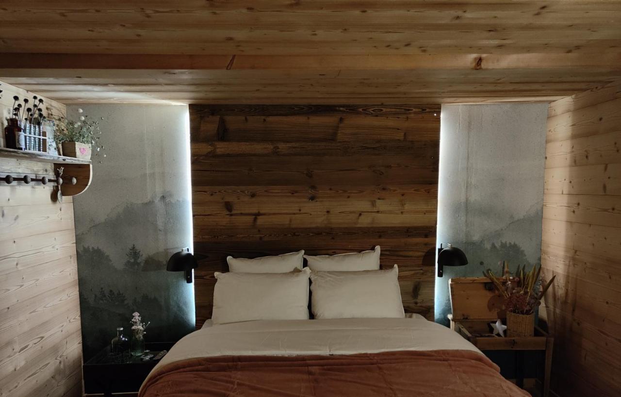 Chambre Trefle Entremont エクステリア 写真